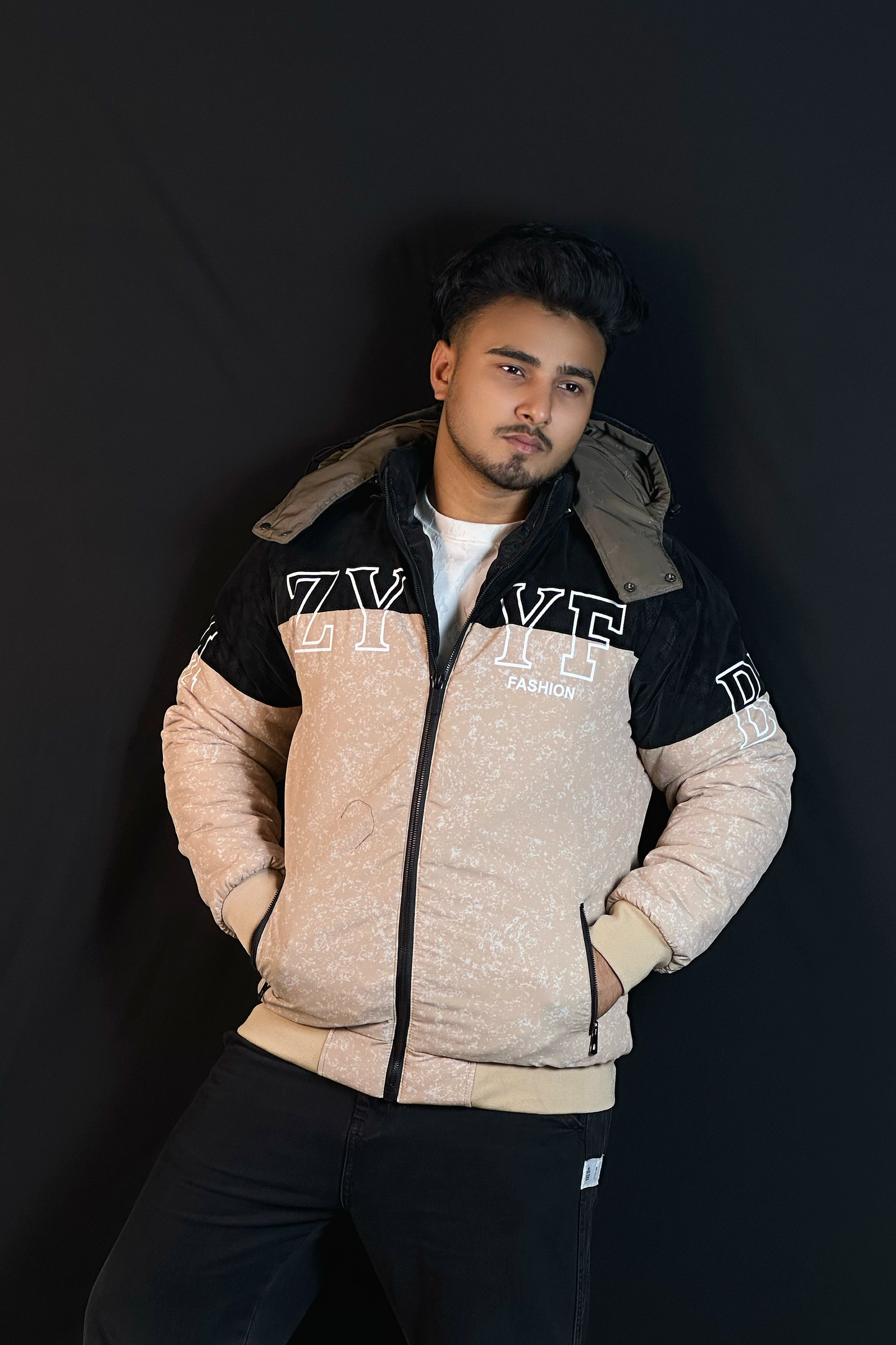 কালো-ক্রিম কনট্রাস্ট চায়না বম্বার জ্যাকেট-YZ