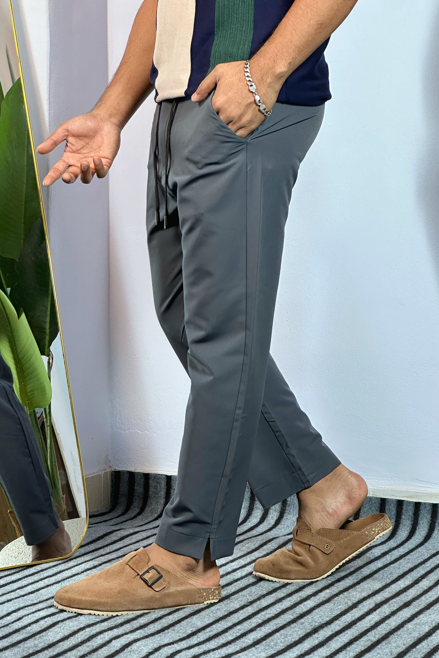 Gray Colour Lowcut Baggy