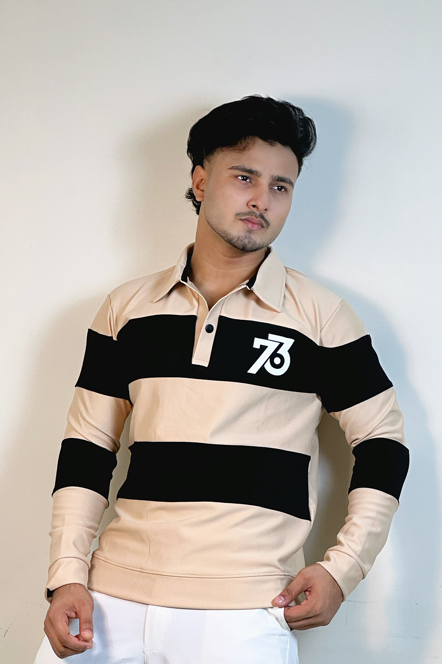 ক্রিমকালো কালার সোয়েটশার্ট-76