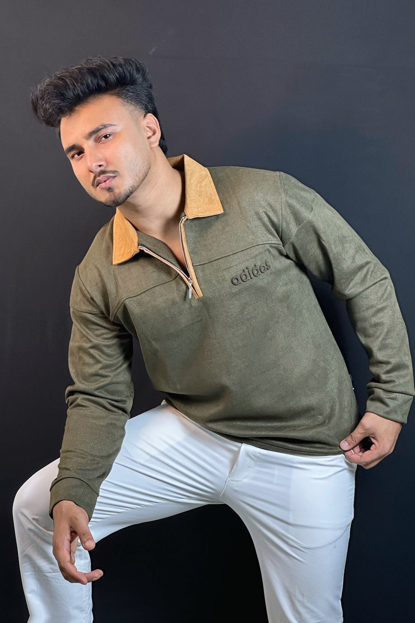 অলিভগ্রীন কালার ভেলভেট সোয়েটশার্ট-adidas