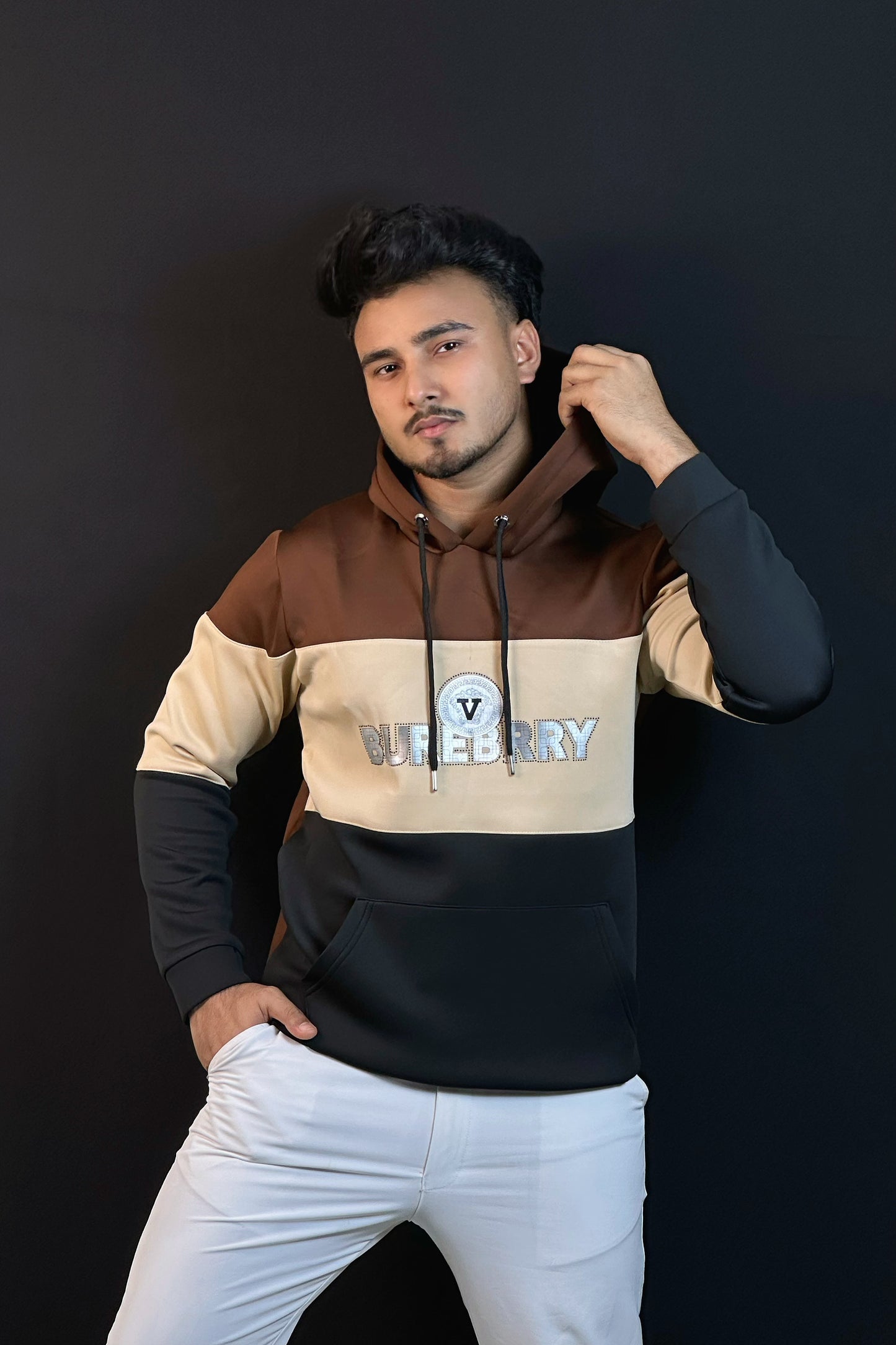 চকলেট কনট্রাস্ট কালার চায়না হুডি