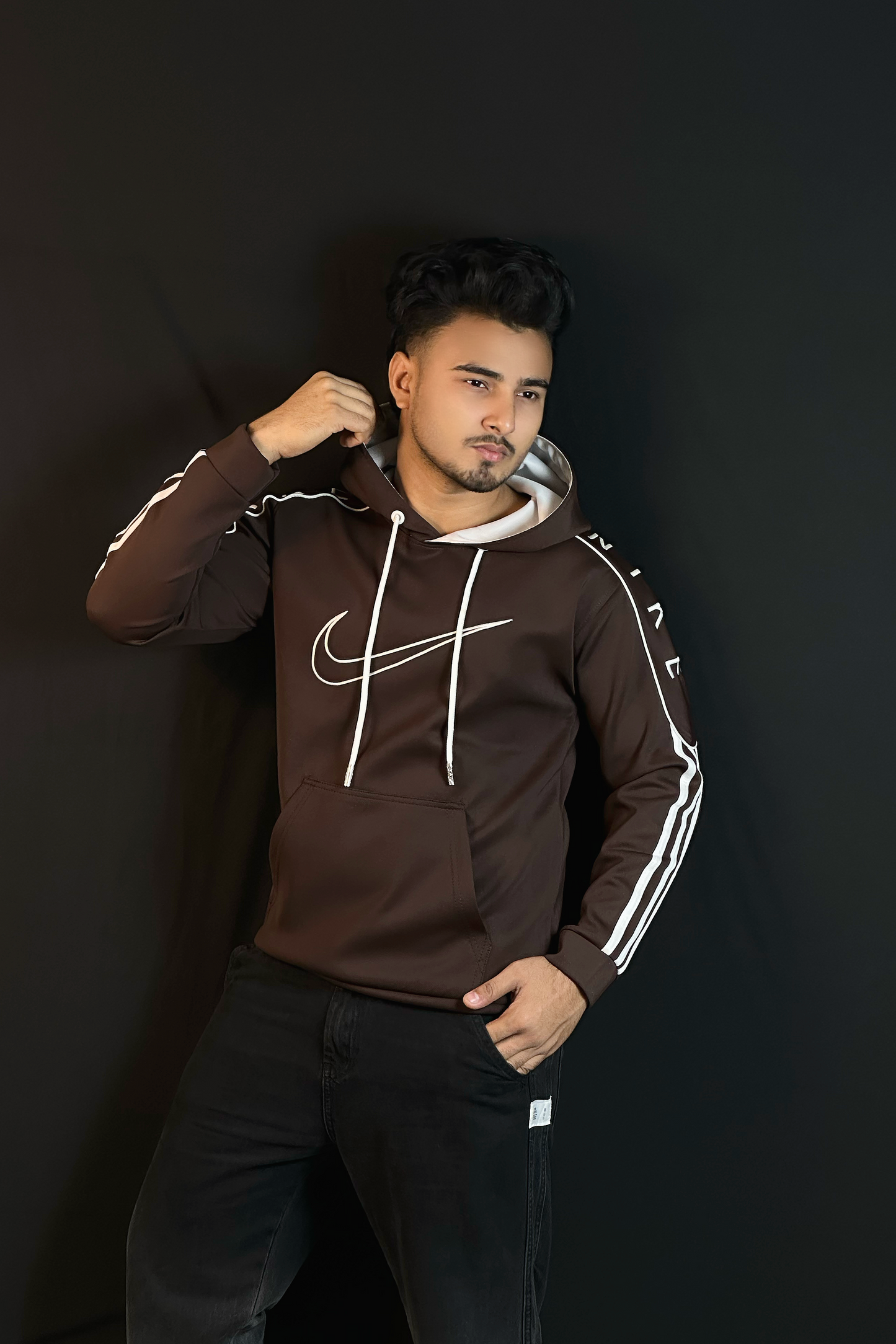 চকলেট কালার চায়না হুডি-NIKE