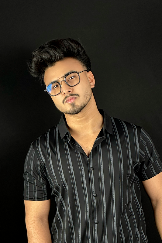 Black Colour Half Slevee Shirt