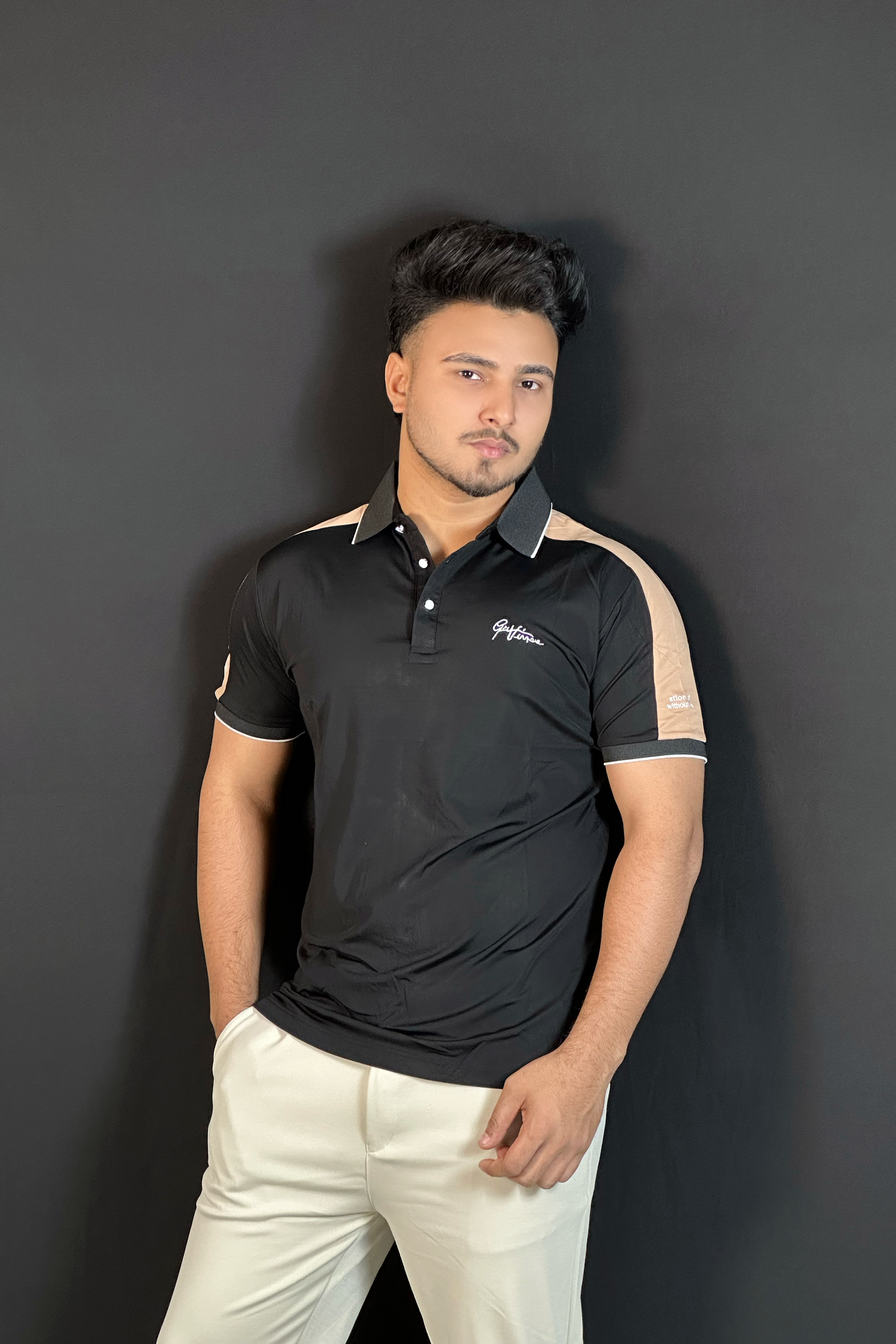 কালো কালার পোলো টি-শার্ট-GAV