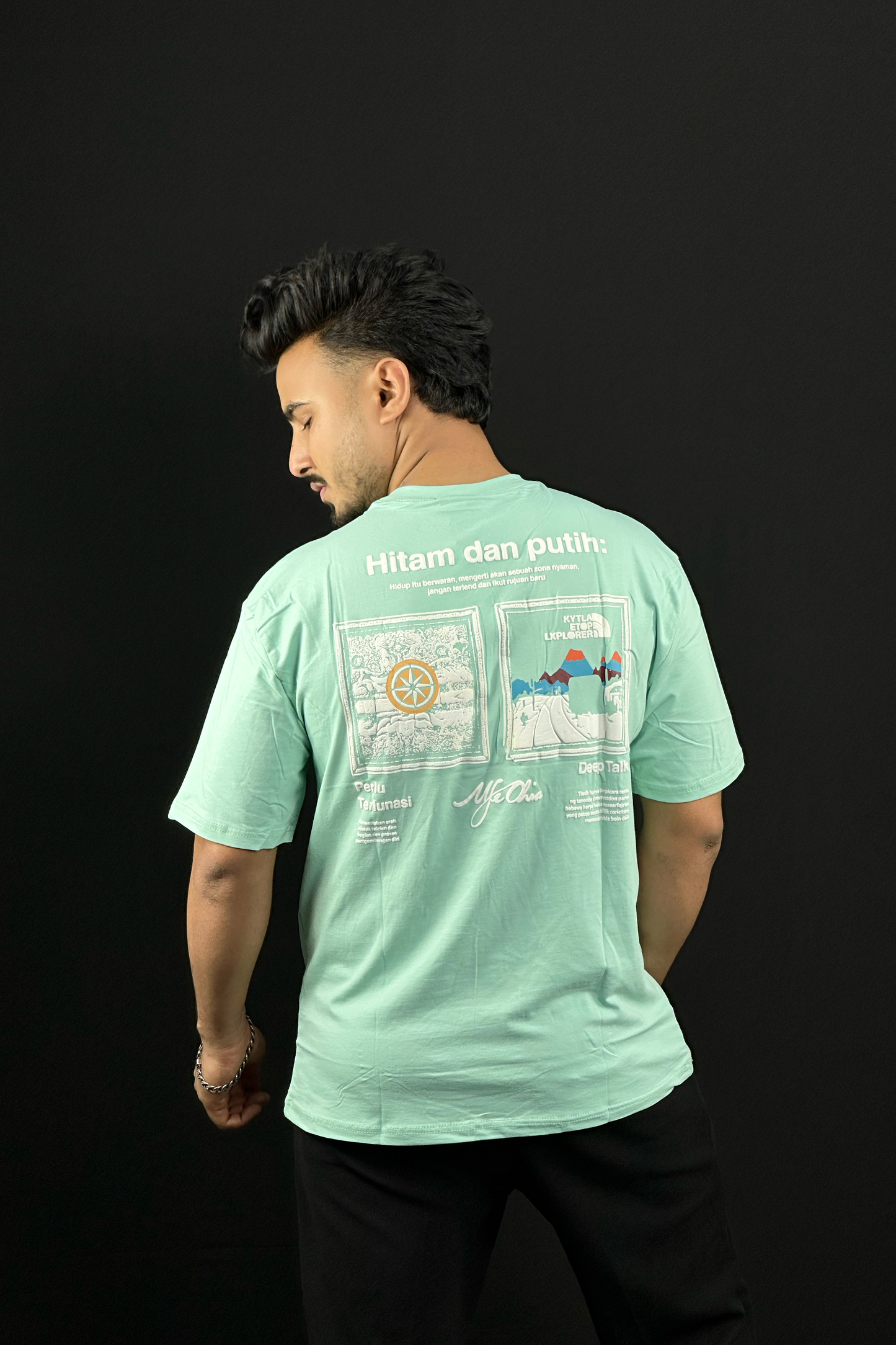 Pest Colour T-Shirt |Hitam