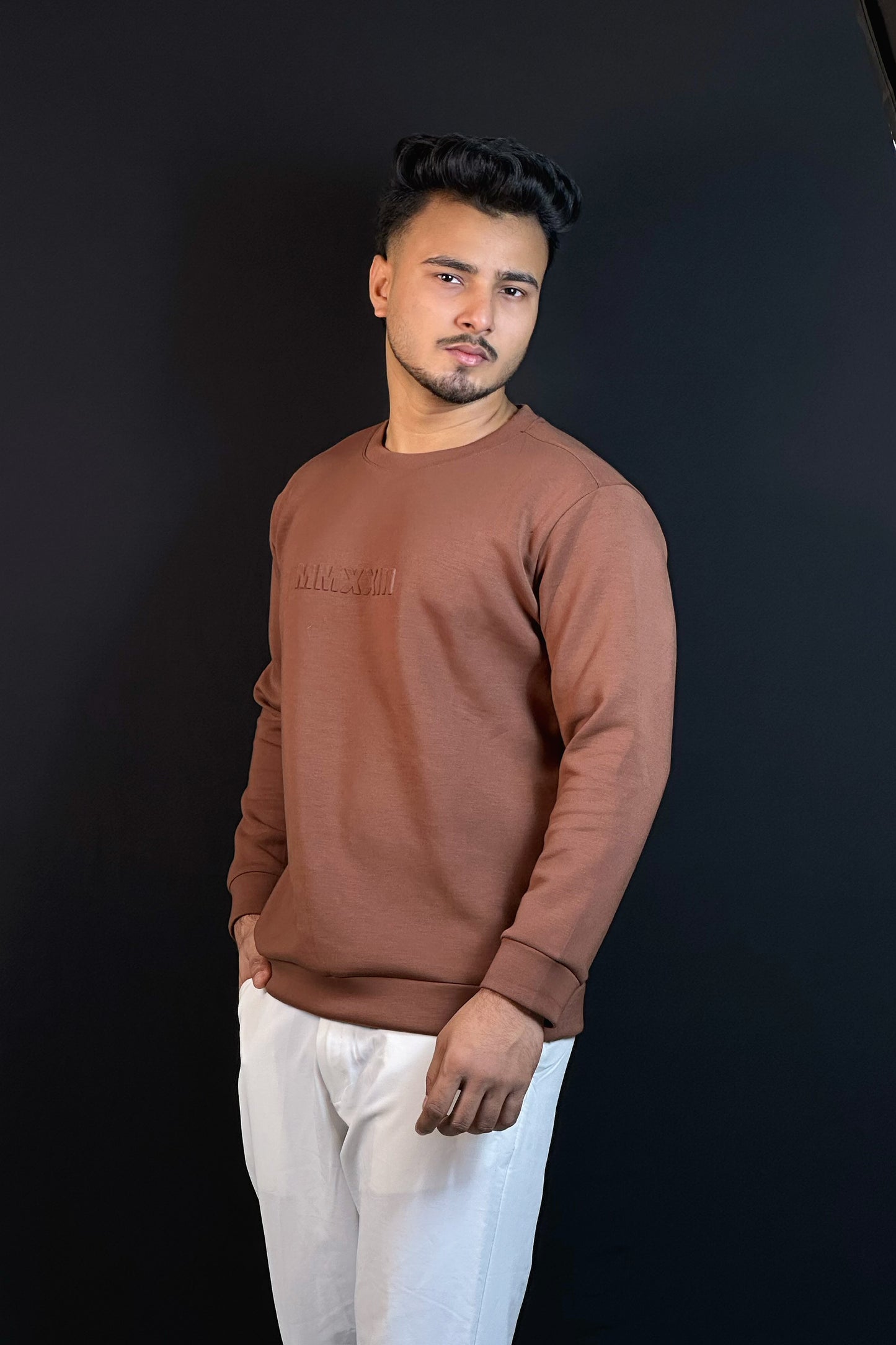 চকলেট কালার সোয়েটশার্ট-MMX