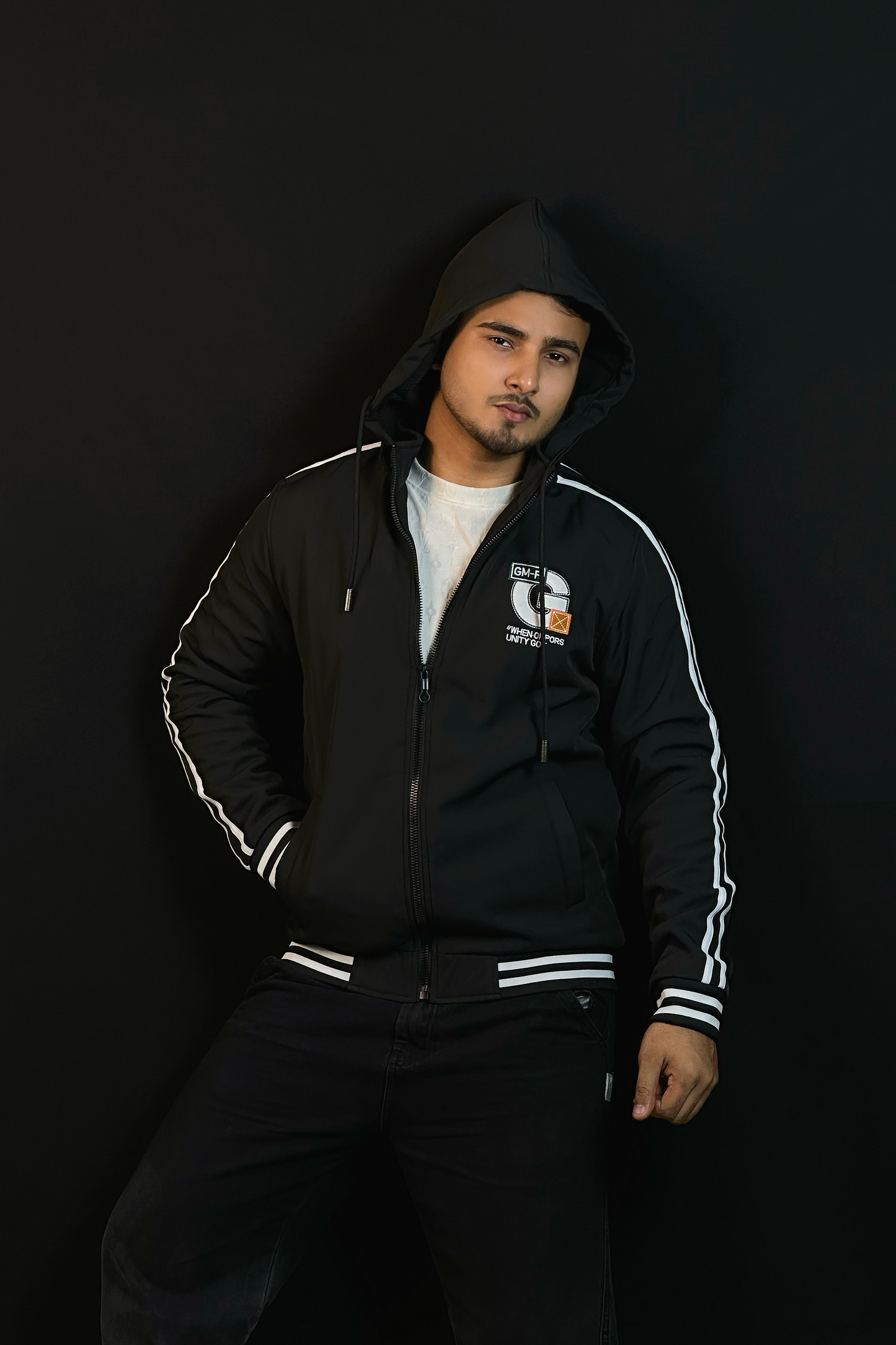 ব্ল্যাক কালার চায়না জ্যাকেট-G