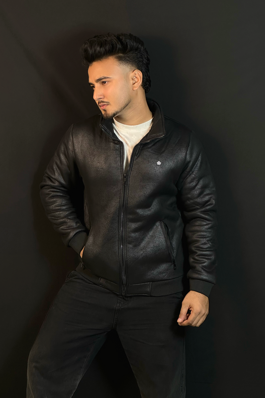 কালো কালার চায়না জ্যাকেট-EXCEL (এটা চামড়ার নয় )