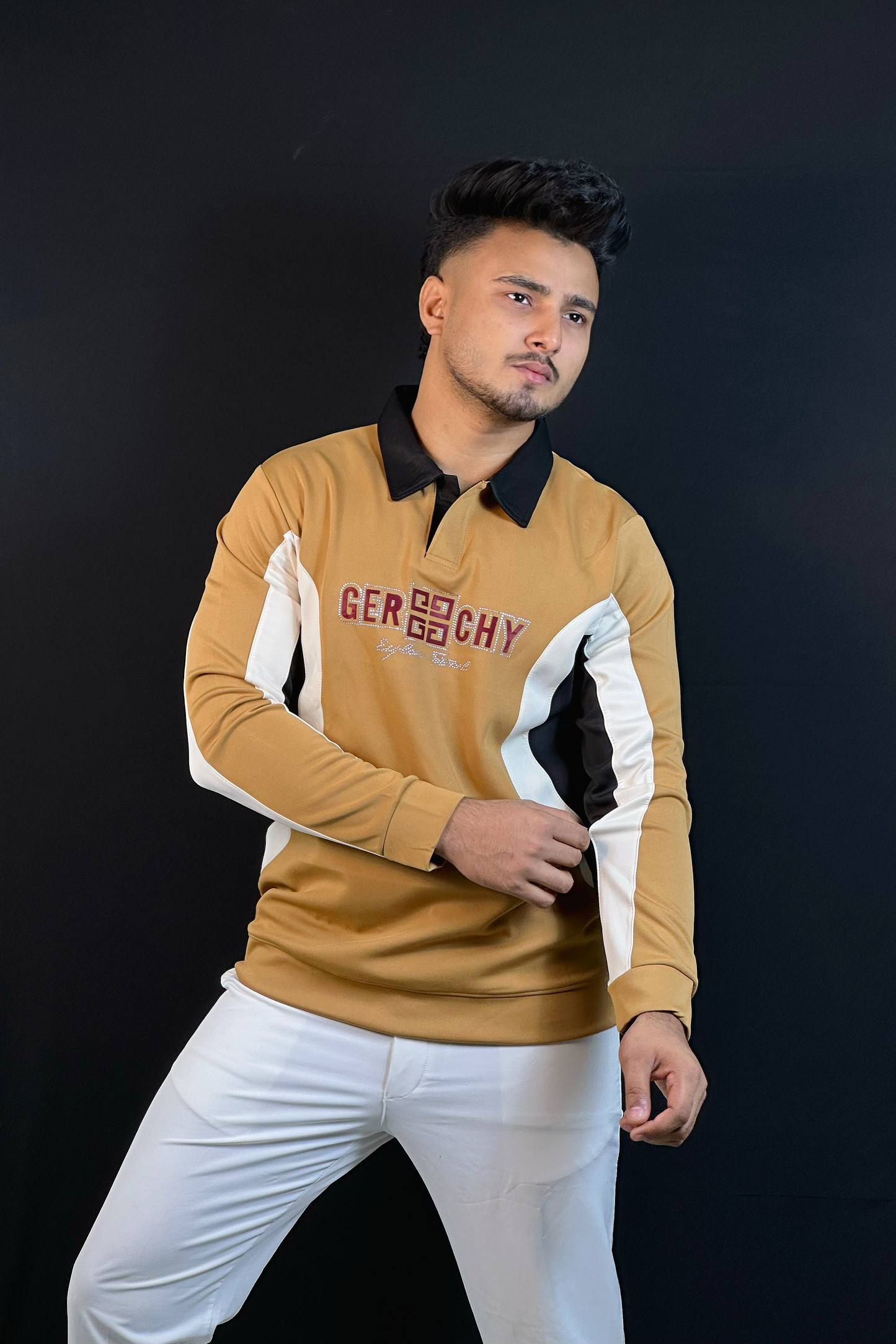 মাস্টার্ড ব্রাউন কালার সোয়েটশার্ট-STONE