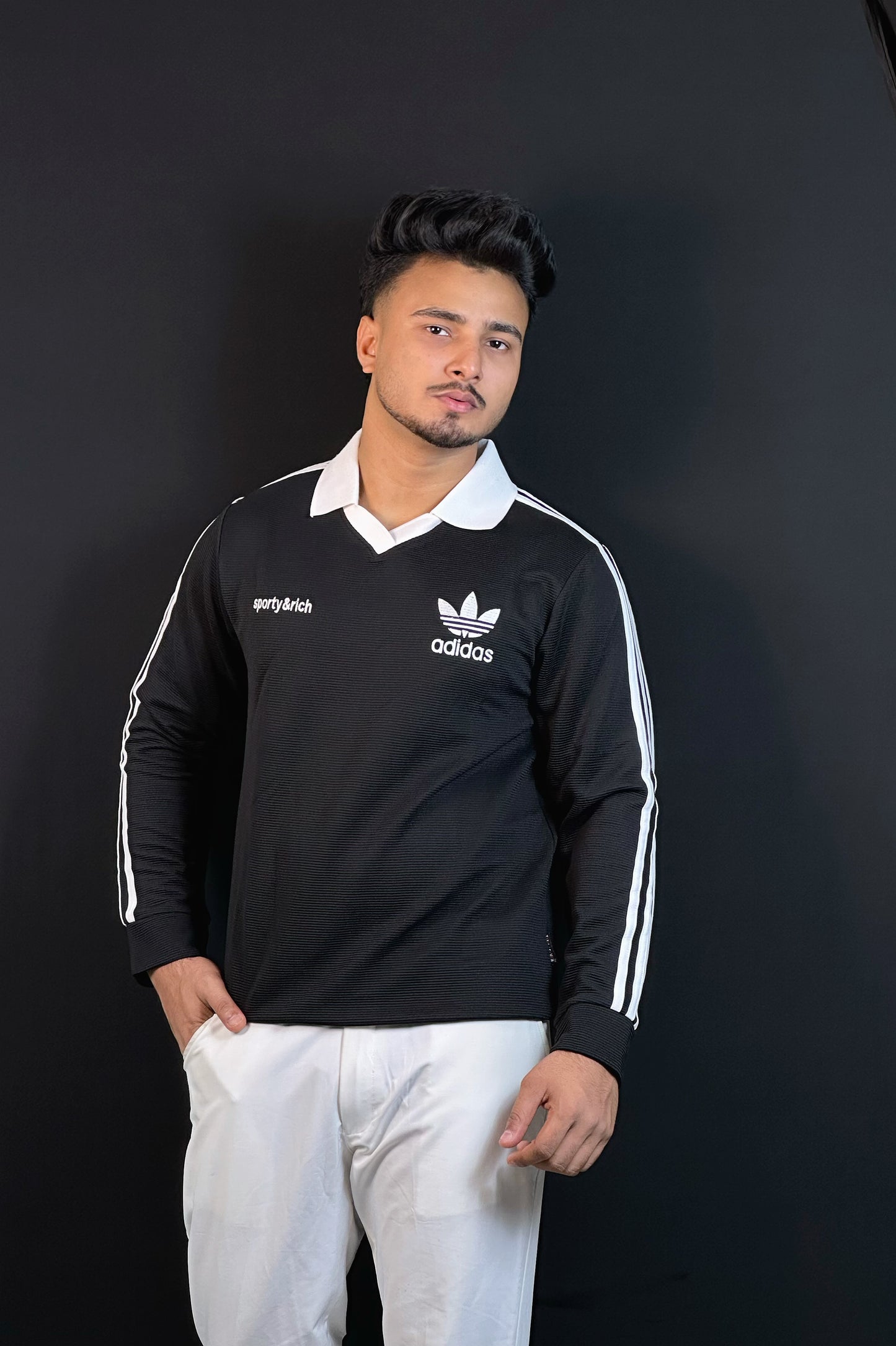 কালো কালার সোয়েটশার্ট-adidas