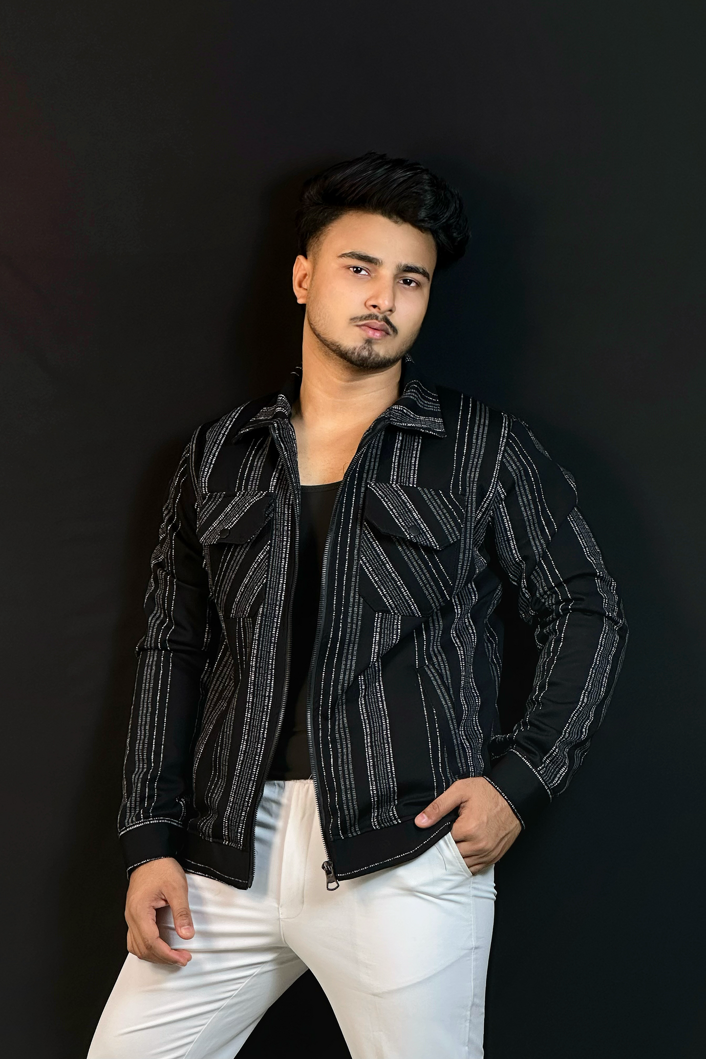 কালো স্ট্রিপ চায়না জ্যাকেট-STRIP