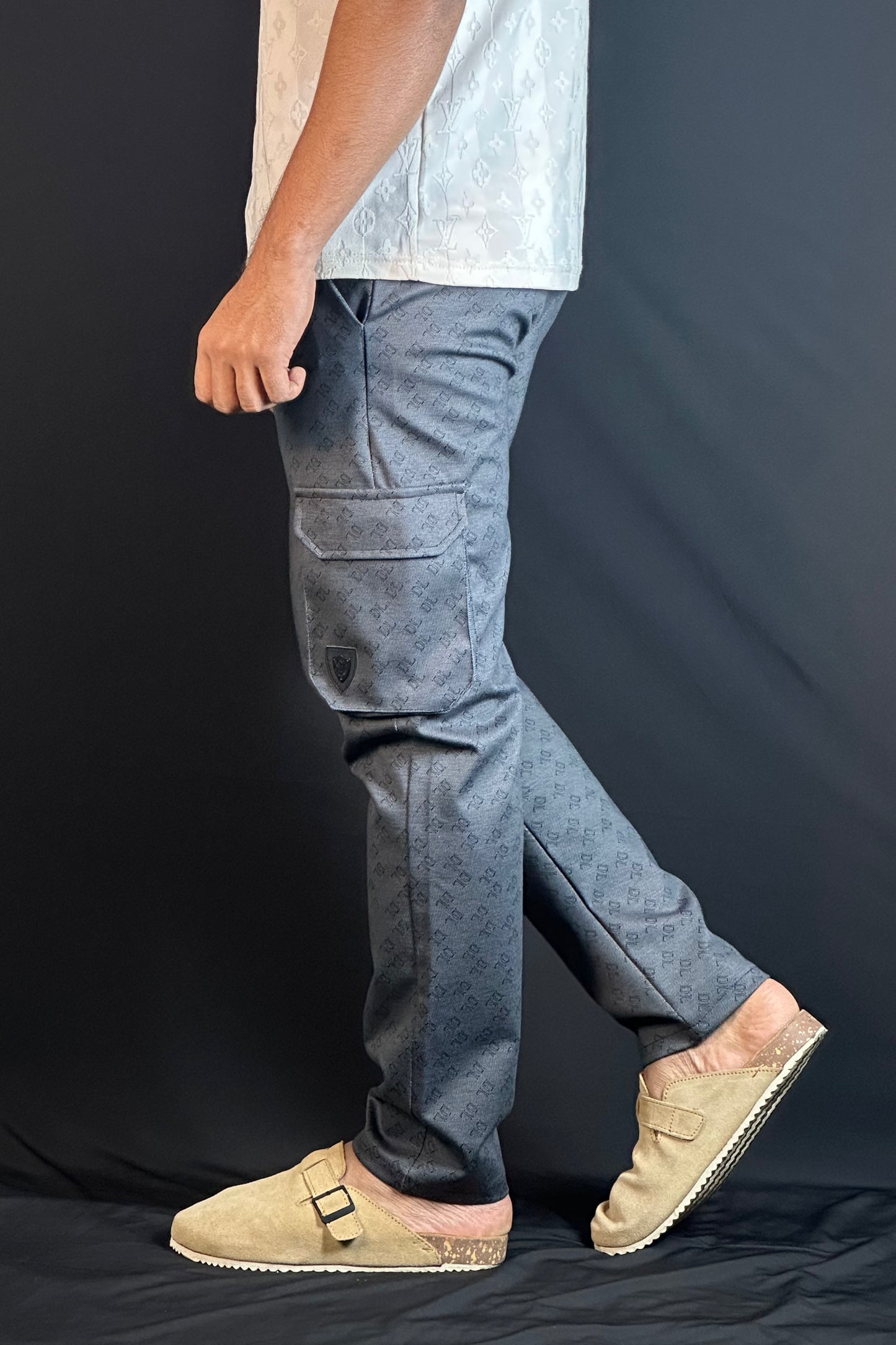 "গ্রে" কালার চায়না কার্গো জগার্স-DL