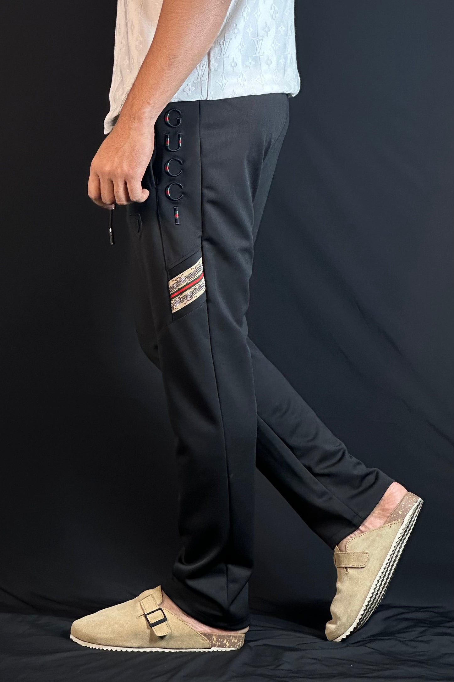 ব্ল্যাক কালার চায়না জগার্স-GUCCI