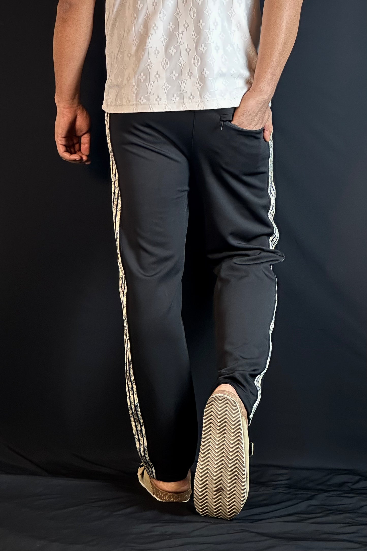 ব্ল্যাক কালার চায়না জগার্স-CStrip