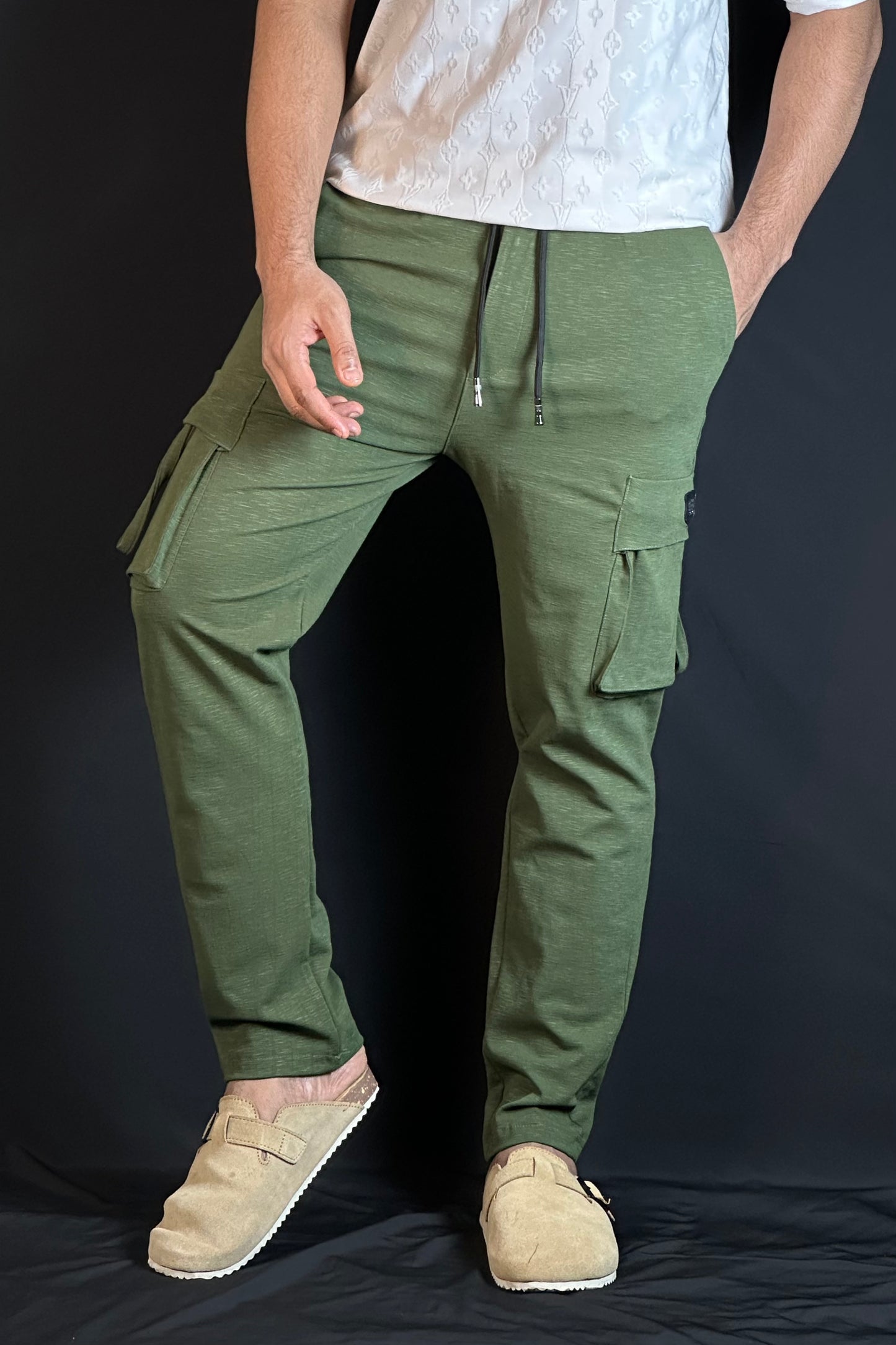 অলিভ কালার চায়না কার্গো জগার্স-ROCK