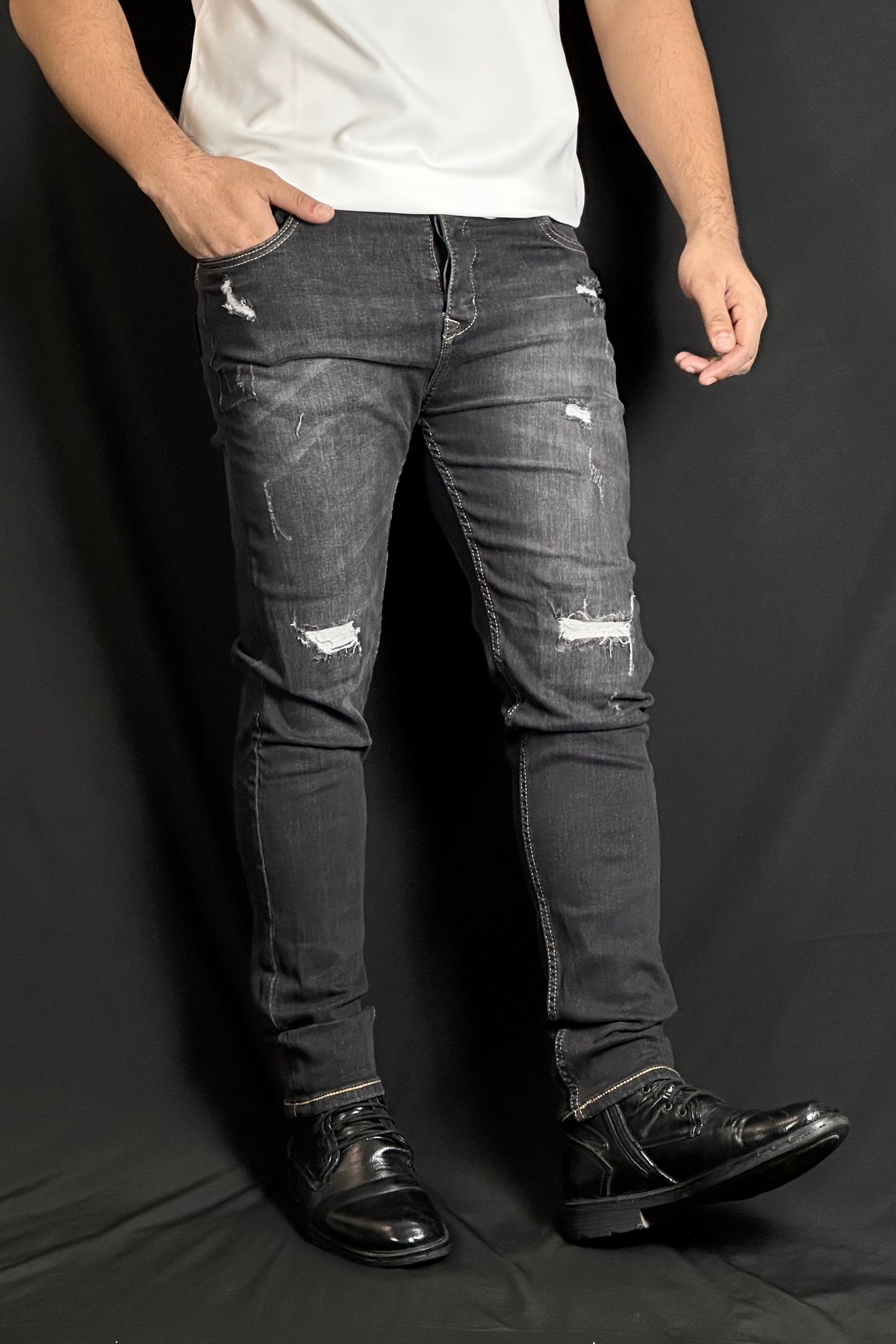 ব্ল্যাক ওয়াশ কালার জিন্স প্যান্ট-Crushed